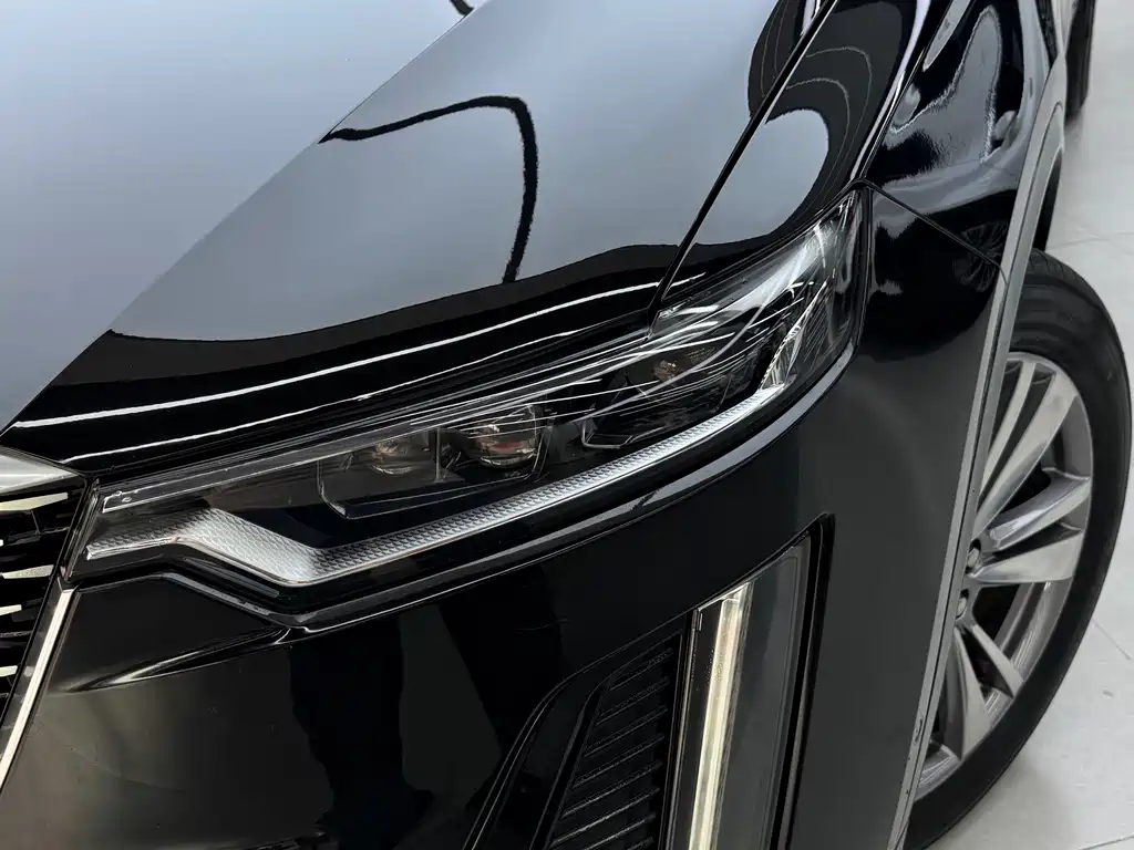 Cadillac XT6 — миниатюра 19