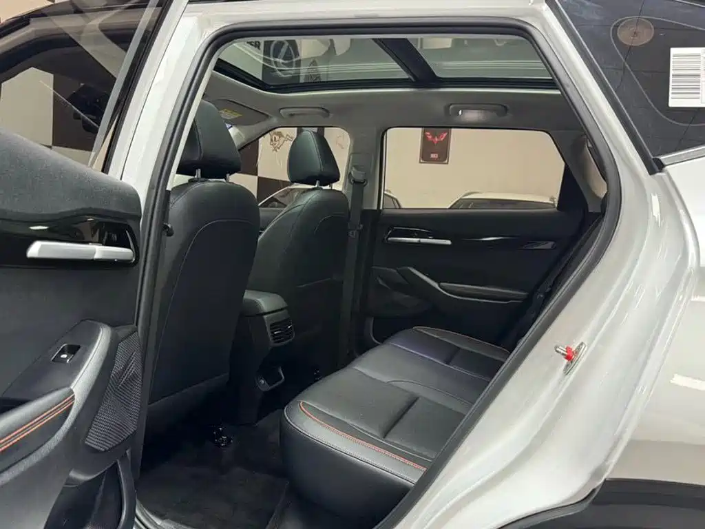 Kia Seltos — миниатюра 8