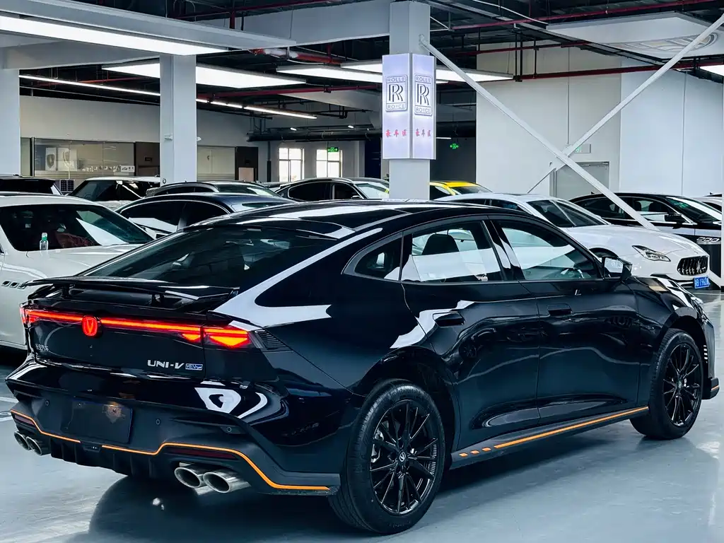 Changan UNI-V — миниатюра 15