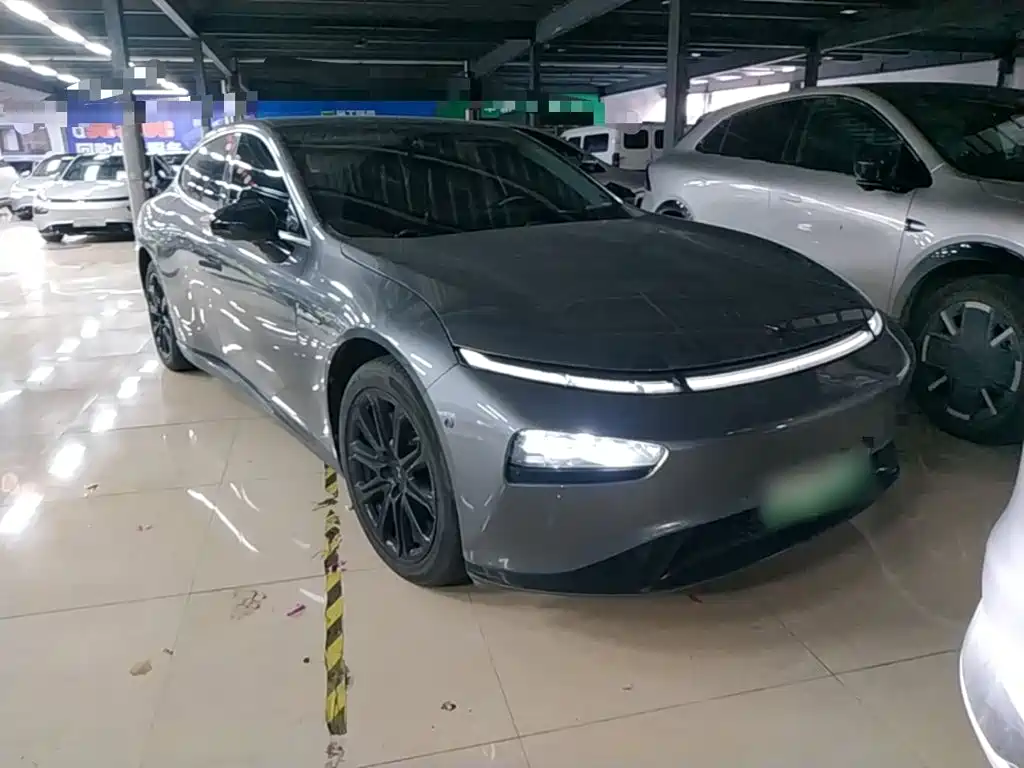 XPeng P7 — миниатюра 4