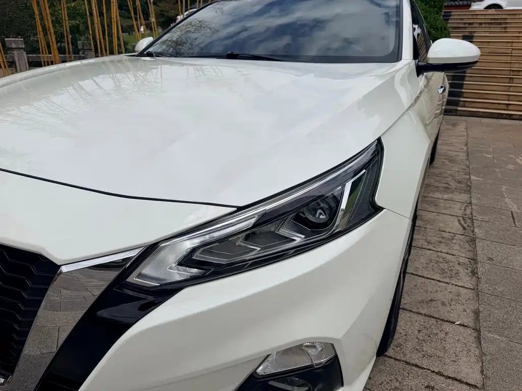 Nissan Teana — миниатюра 9