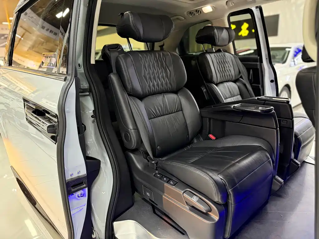 Honda Elysion — миниатюра 20