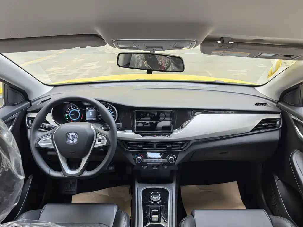 Changan Eado New Energy — миниатюра 13