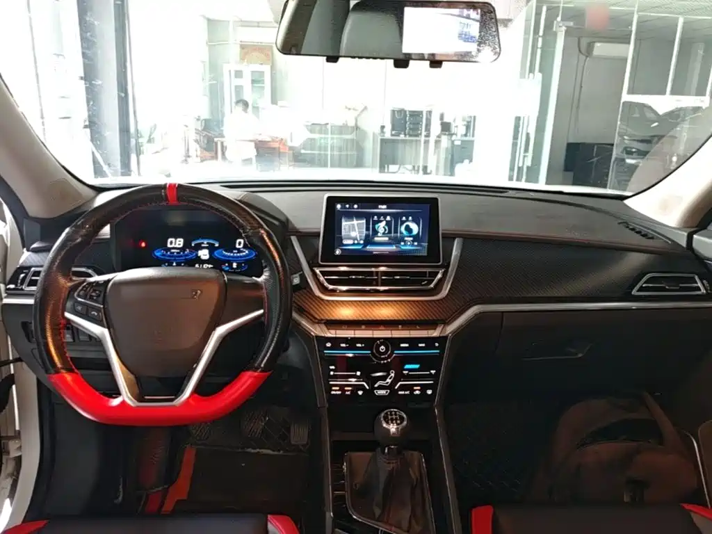 Venucia T60 — миниатюра 10