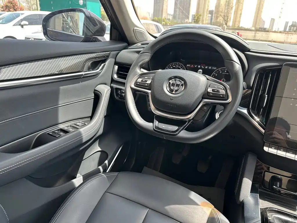Zhonghua V7 — миниатюра 15