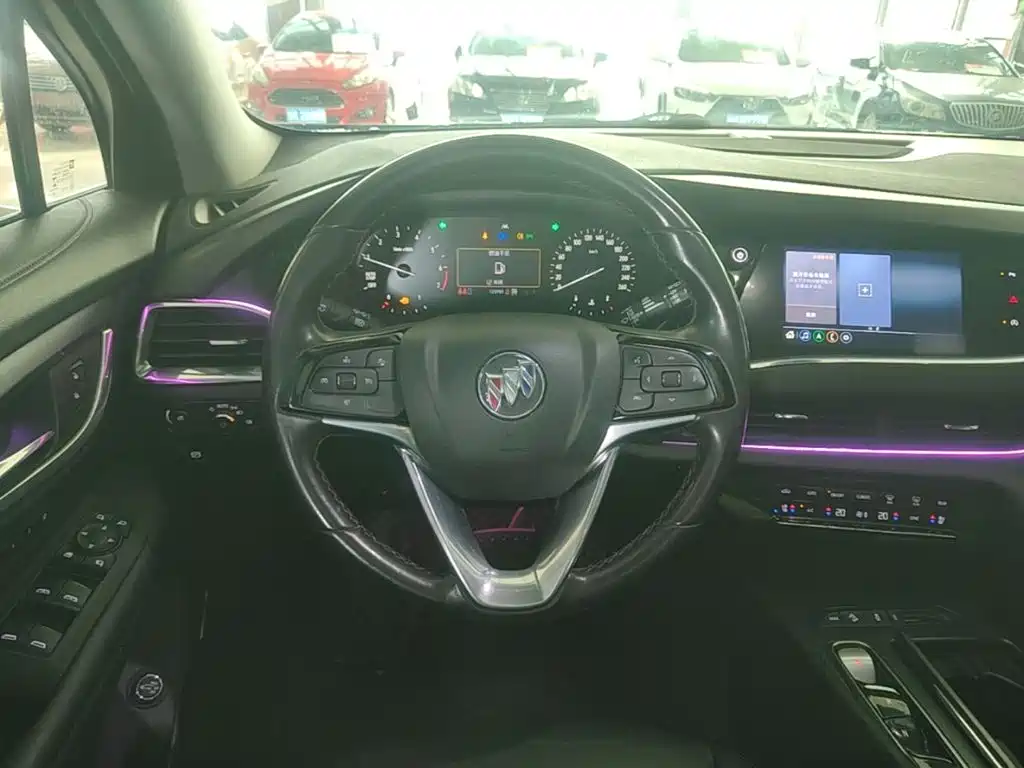 Buick Enclave — миниатюра 11
