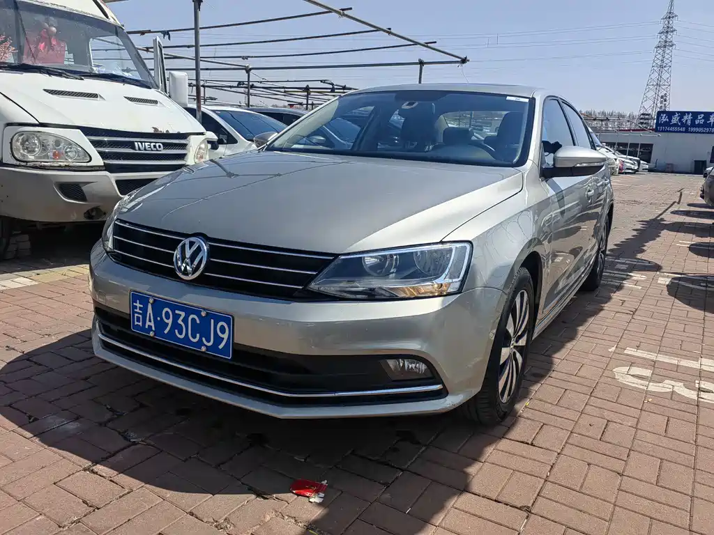 Volkswagen Sagitar 2017