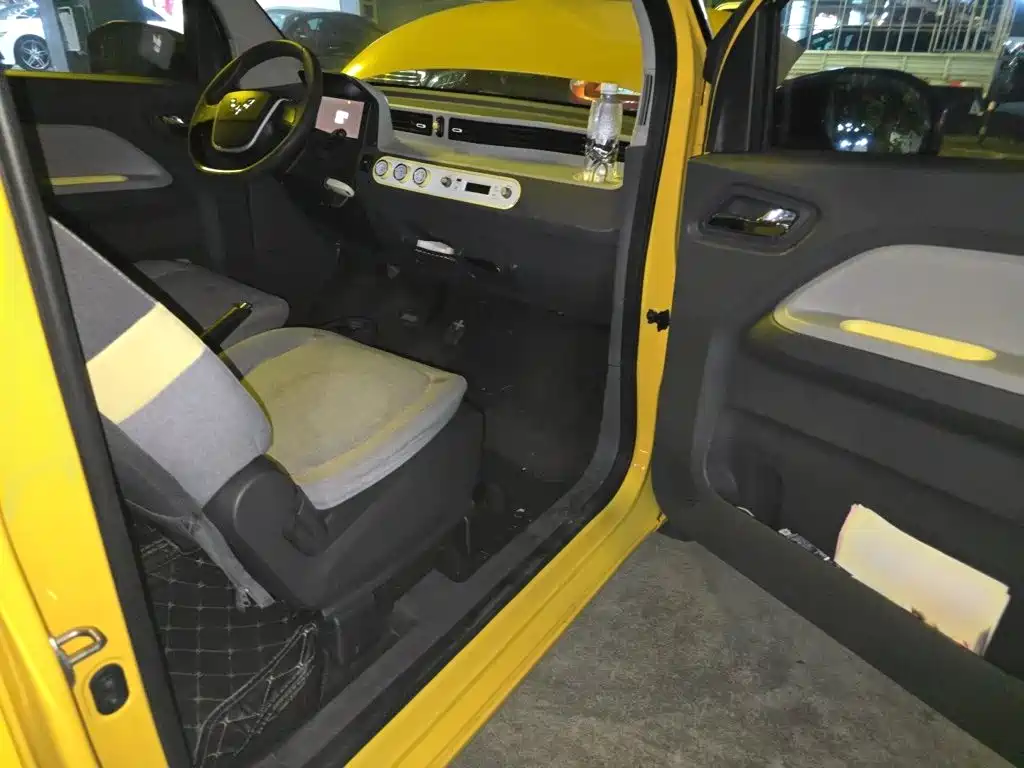 Wuling MINIEV — миниатюра 18