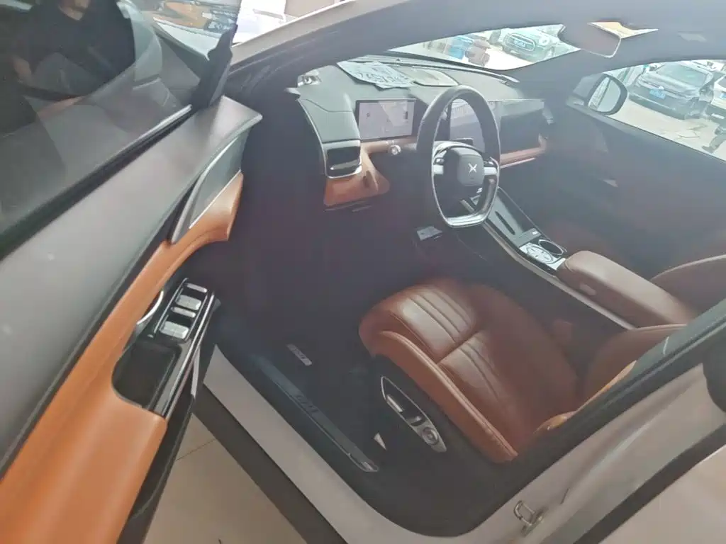 XPeng G9 — миниатюра 16