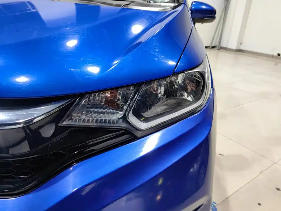 Honda Fit — миниатюра 5