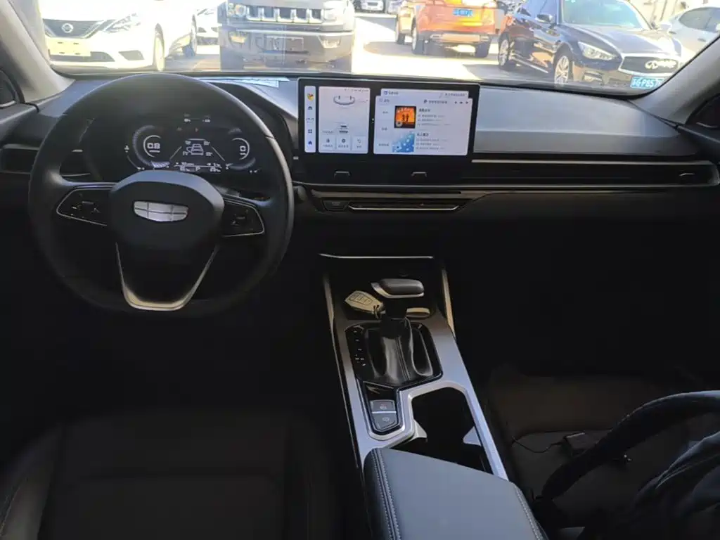 Geely Emgrand — миниатюра 10