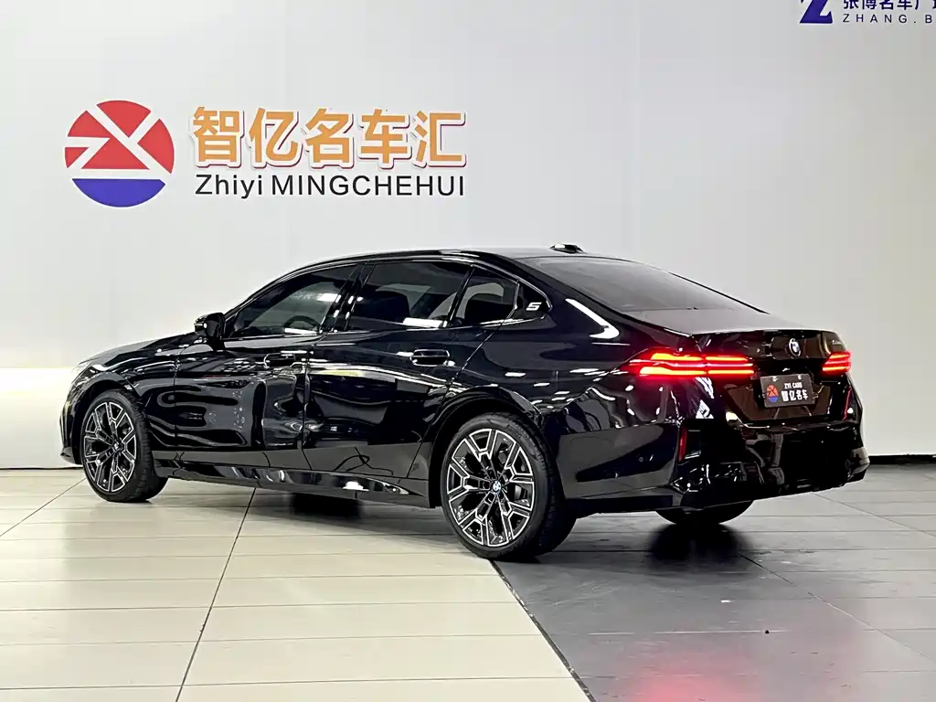 BMW 5 Series 5 2026 530Li Premium M Sport