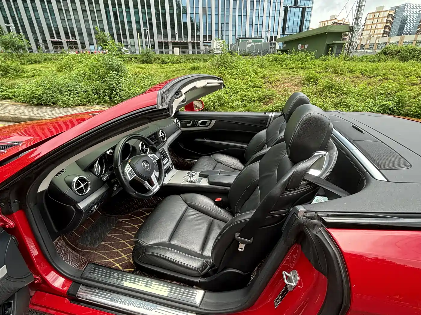 Mercedes-Benz SL-Class