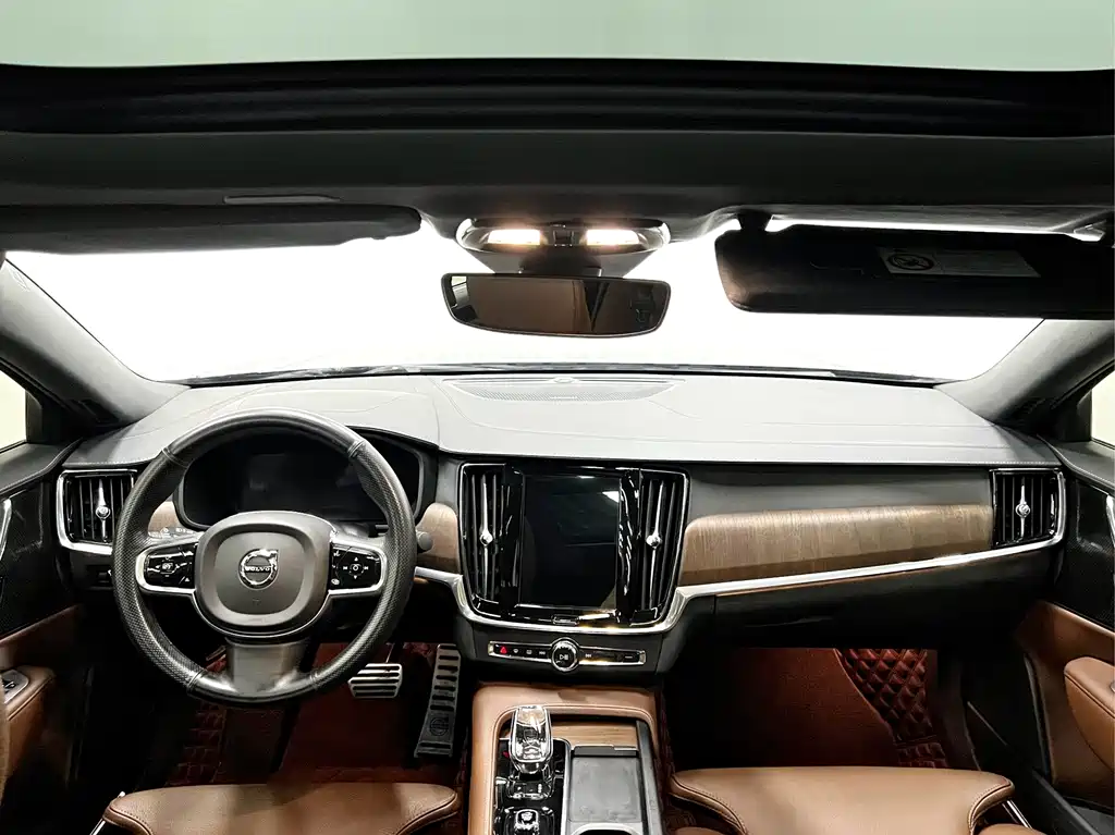 Volvo S90 — миниатюра 4
