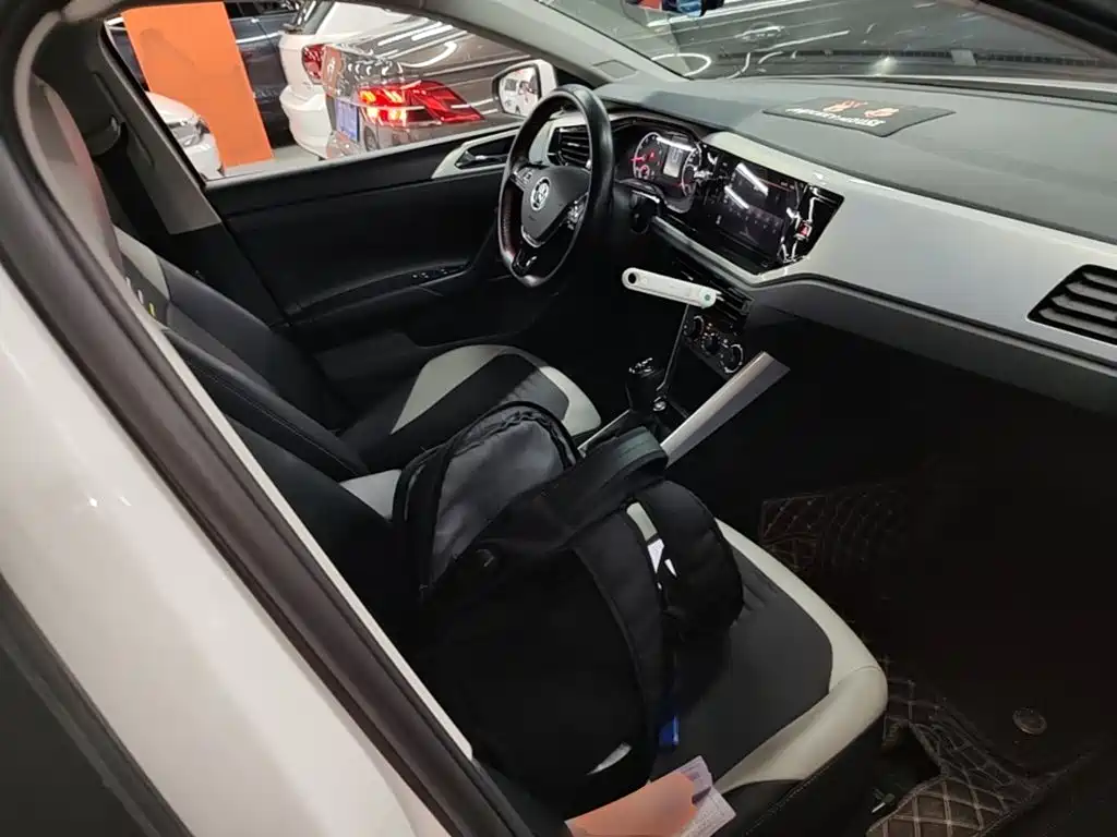 Volkswagen Polo — миниатюра 25