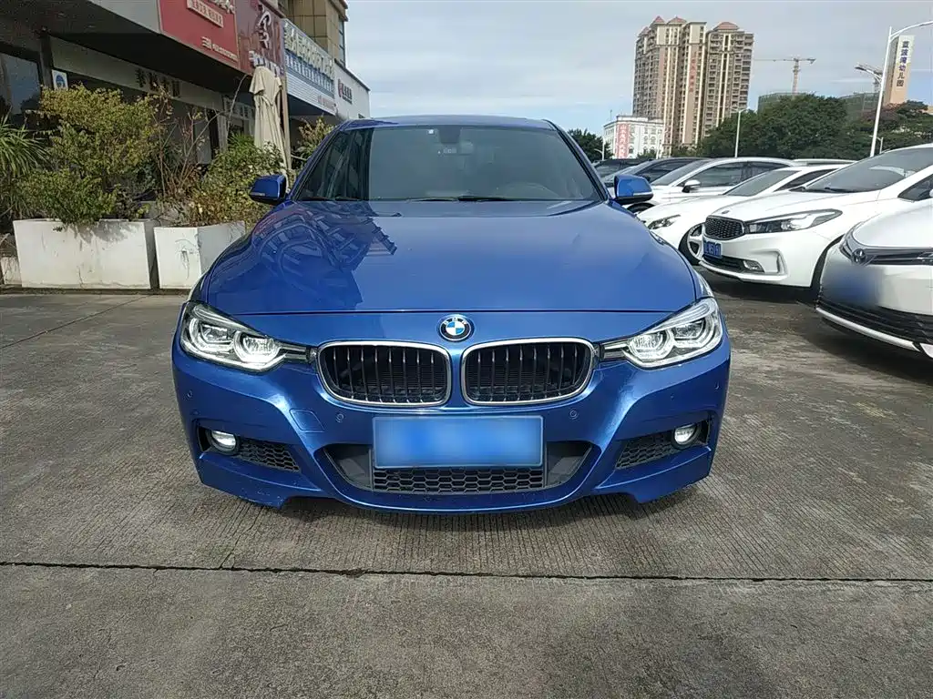 BMW 3 SERIES