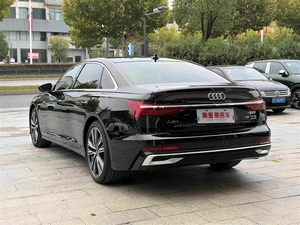 Audi A6L 2024 — фото 9