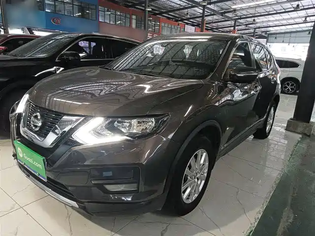 NISSAN QIJUN