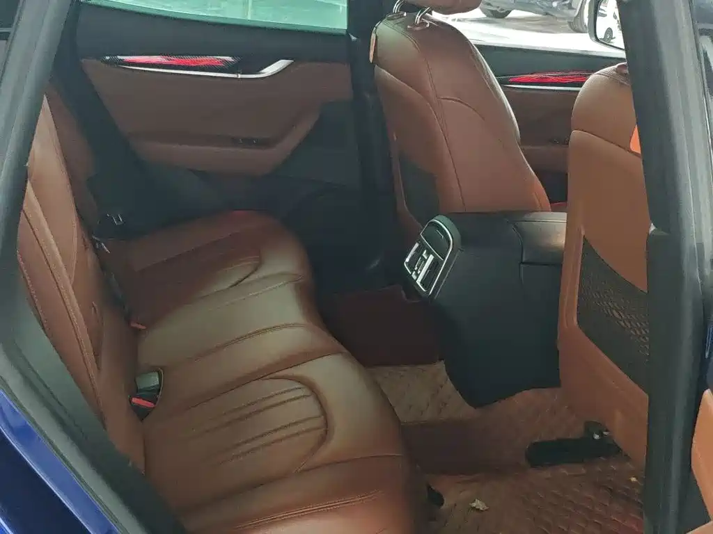 Maserati Levante — миниатюра 15