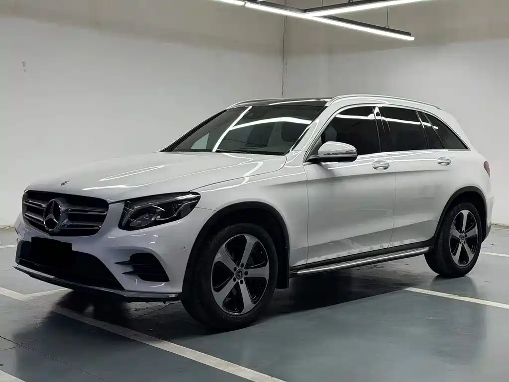 Купить Mercedes-Benz GLC