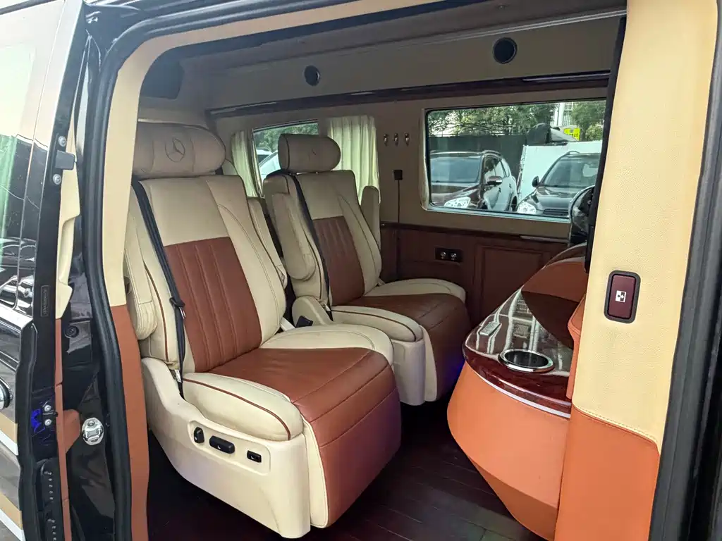 Mercedes-Benz Vito — миниатюра 9