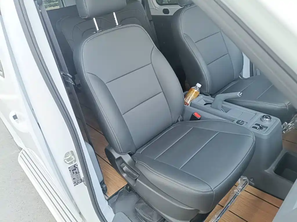 Wuling Yangguang — миниатюра 25