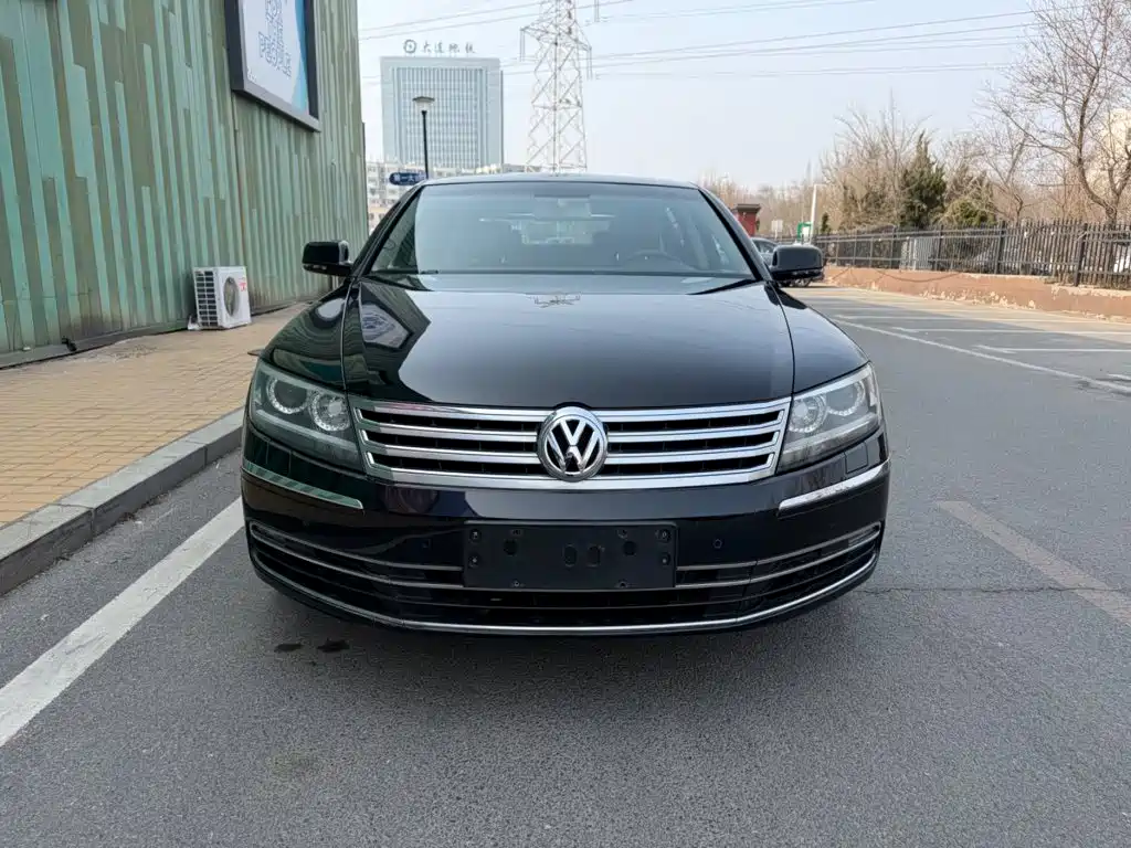 Volkswagen Phaeton — миниатюра 2
