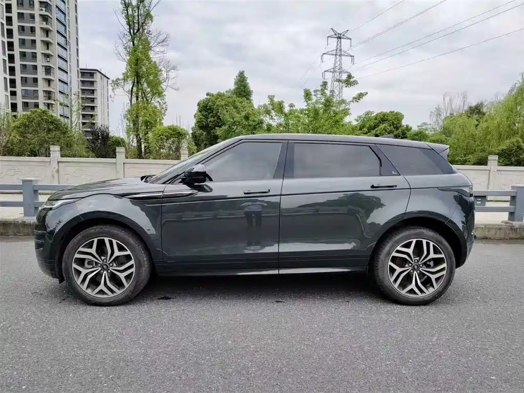 Land Rover Range Rover Evoque 2026 L SE