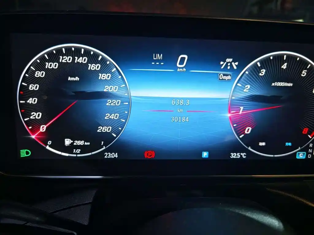 Mercedes-Benz C-Class — миниатюра 9