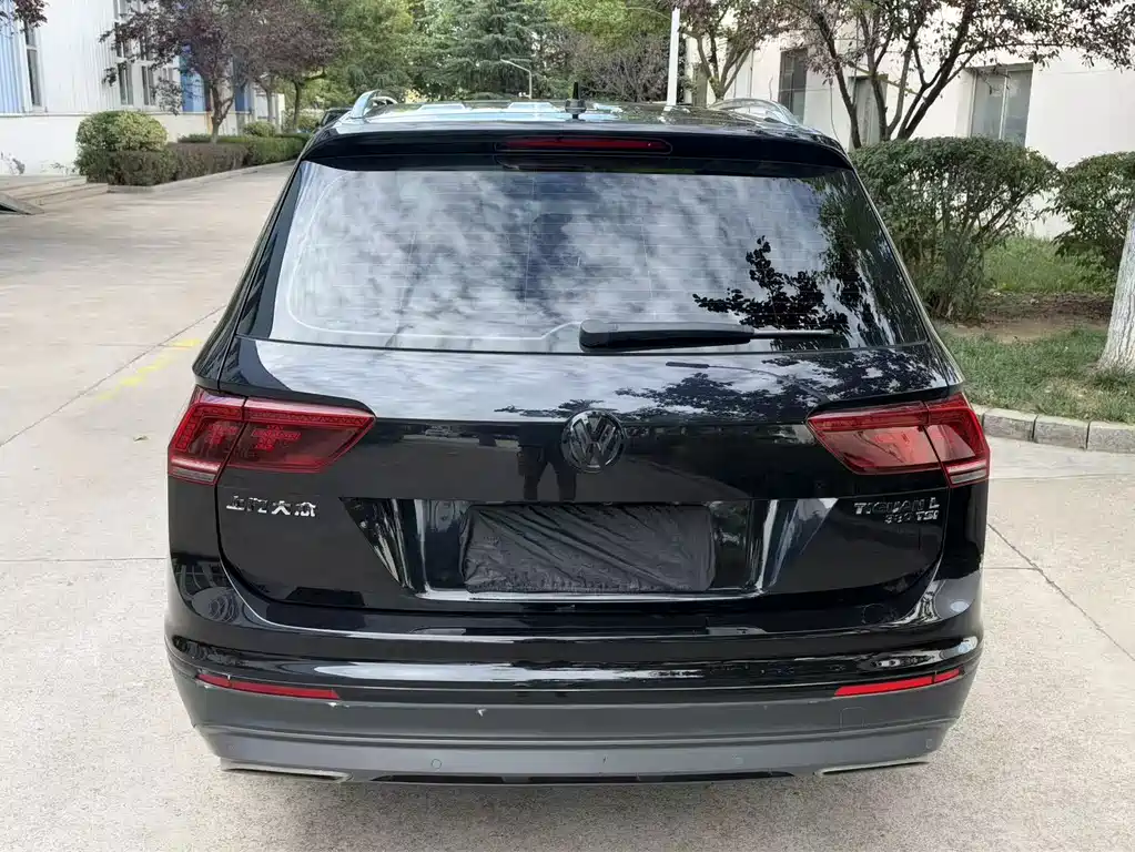 Volkswagen Tiguan L — миниатюра 4