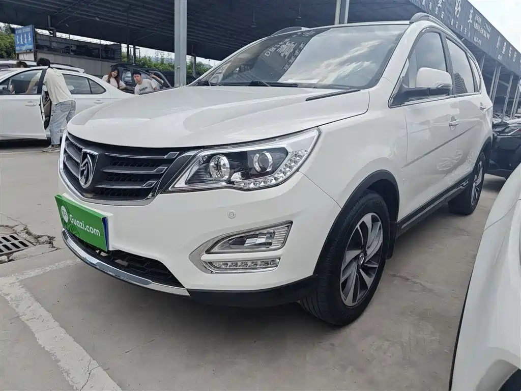 Baojun 560 2015