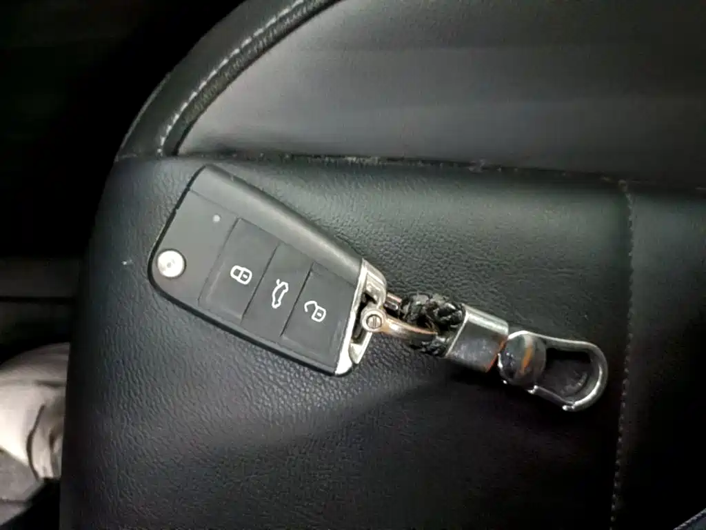 Volkswagen Sagitar — миниатюра 9