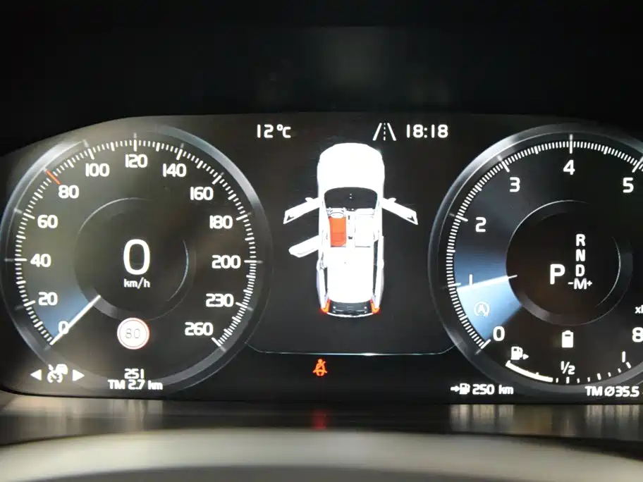 Volvo V90 — миниатюра 8