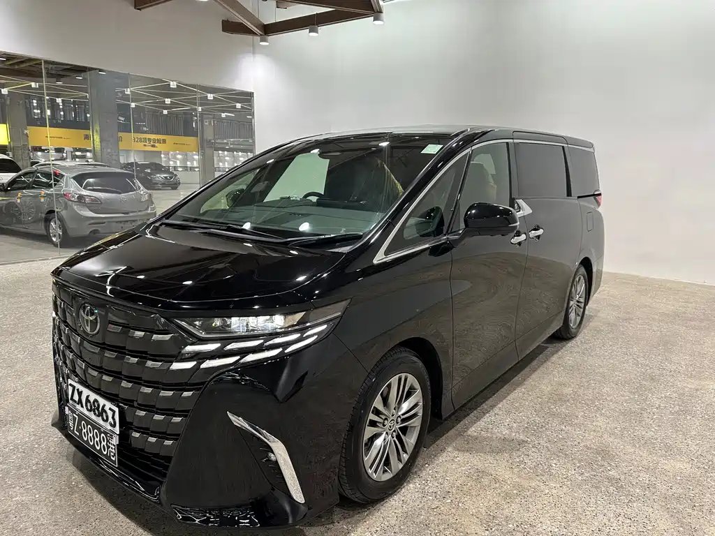 Toyota Alphard 2025
