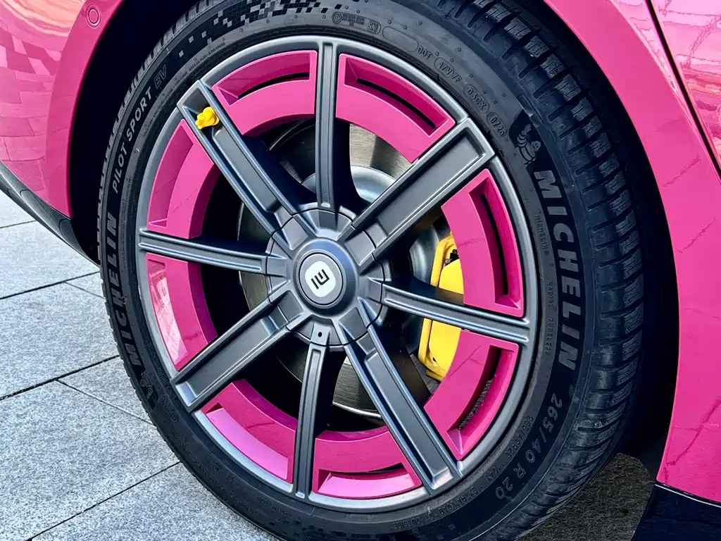 XIAOMI CAR XIAOMI SU7