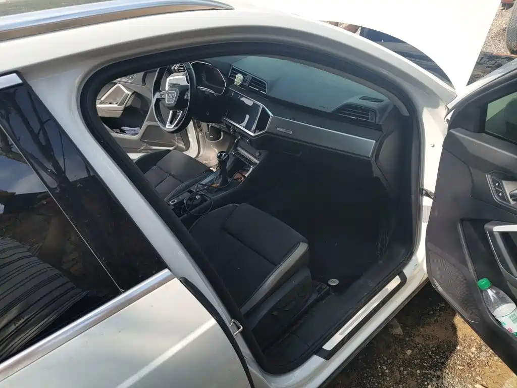 Audi Q3 — миниатюра 18