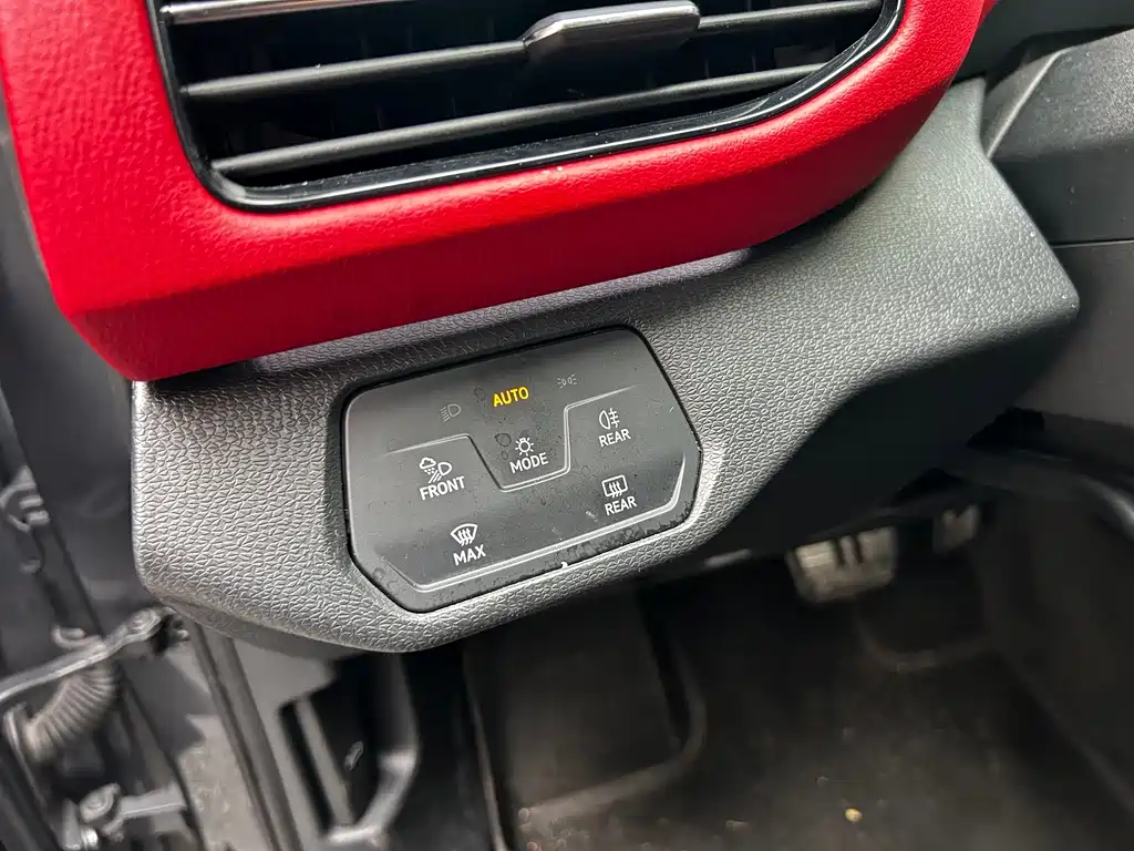 Volkswagen ID.4 X — миниатюра 7