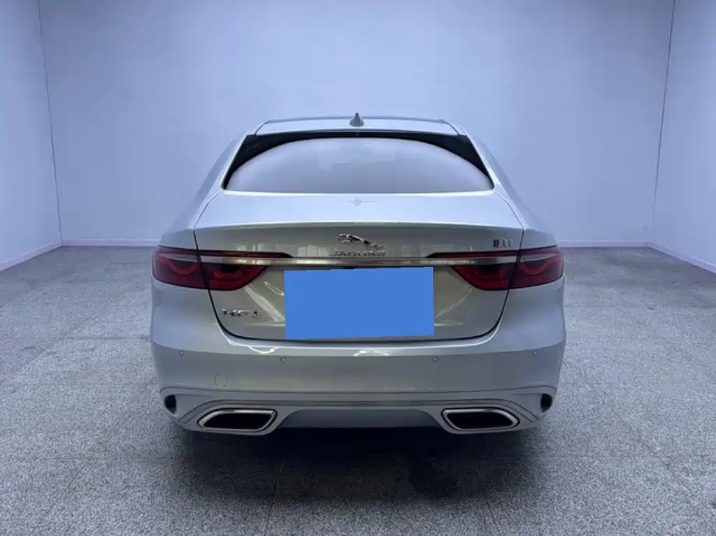 Jaguar XFL — миниатюра 8