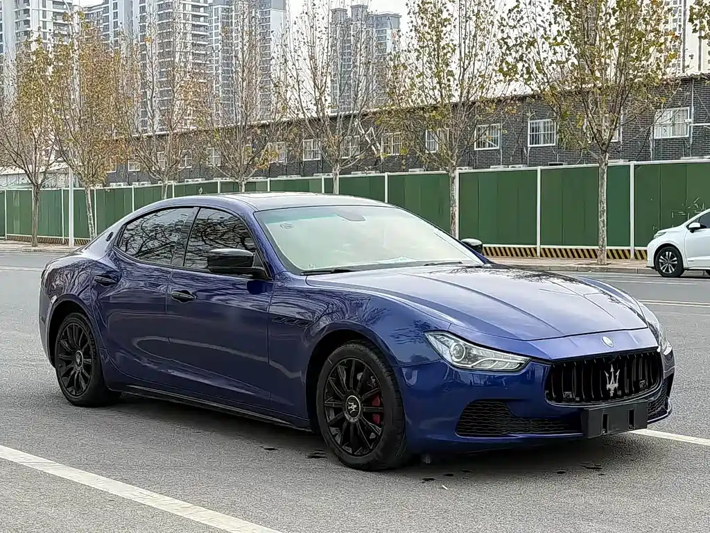 MASERATI GHIBLI