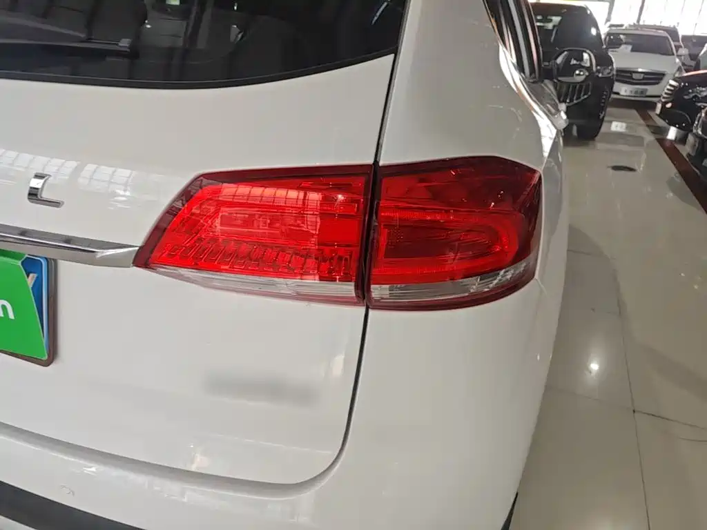Haval H2s — миниатюра 8
