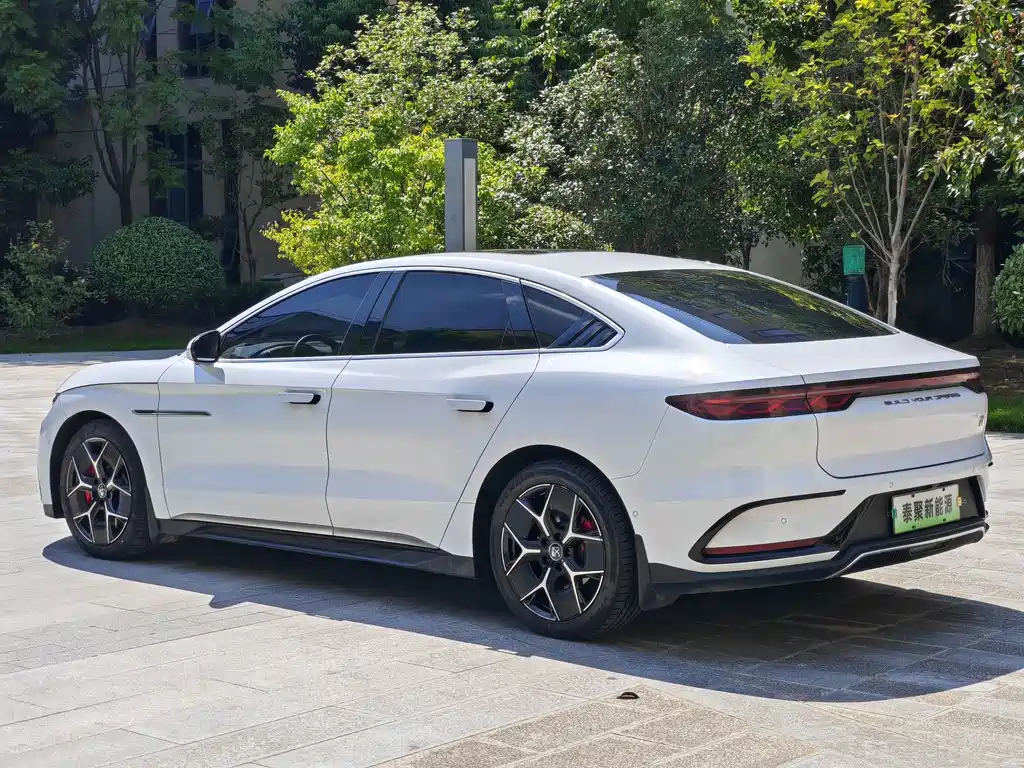 BYD Han — миниатюра 3