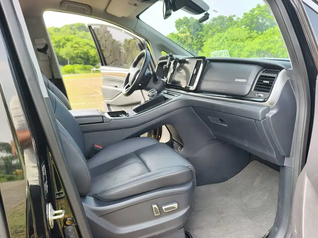 GAC Motor Trumpchi M8 — миниатюра 11