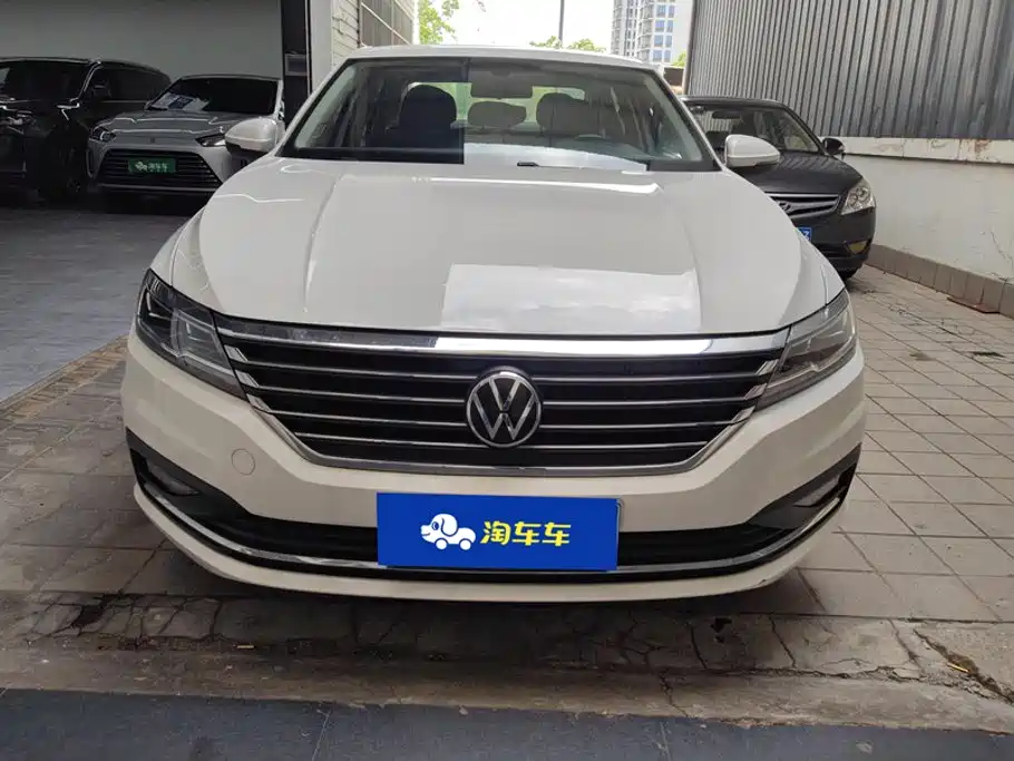 Volkswagen Lavida — миниатюра 2
