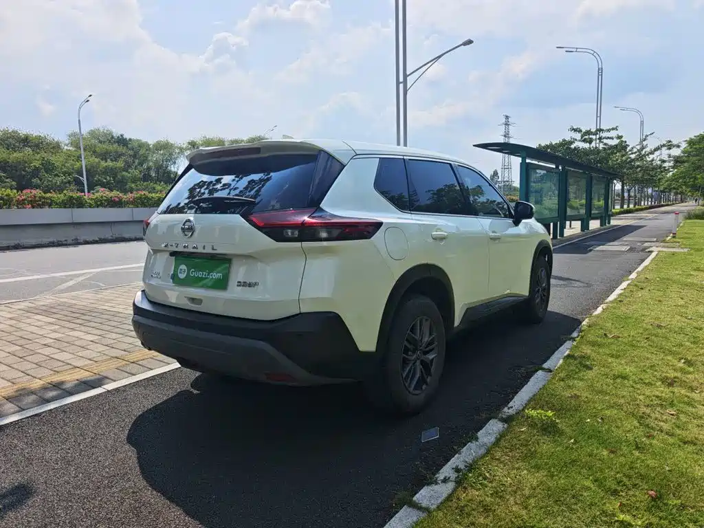 Nissan X-Trail — миниатюра 5
