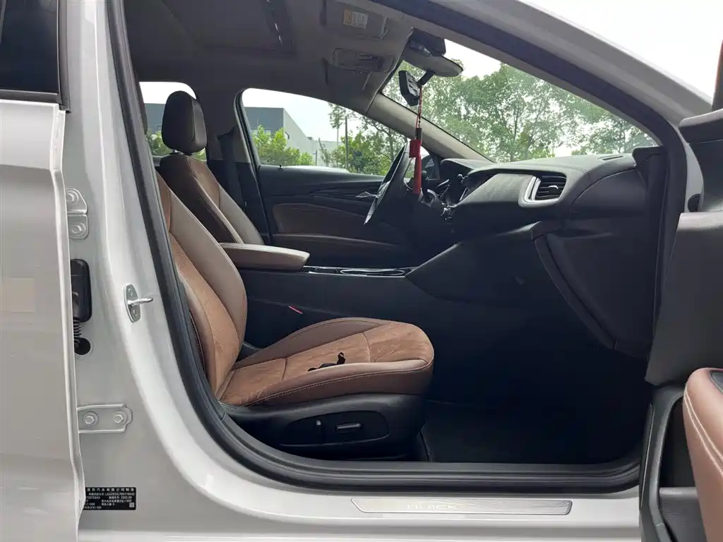 Buick Regal 2022 652T Smart