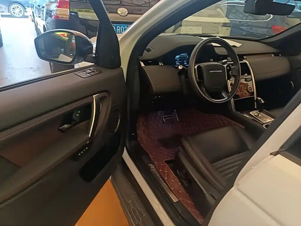 Land Rover Discovery Sport Hybrid — миниатюра 16