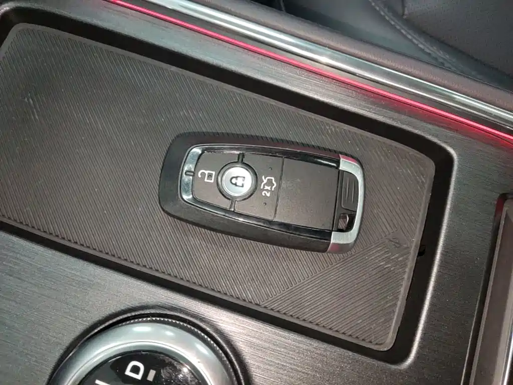 Ford Mondeo 2025 2.0T EcoBoost