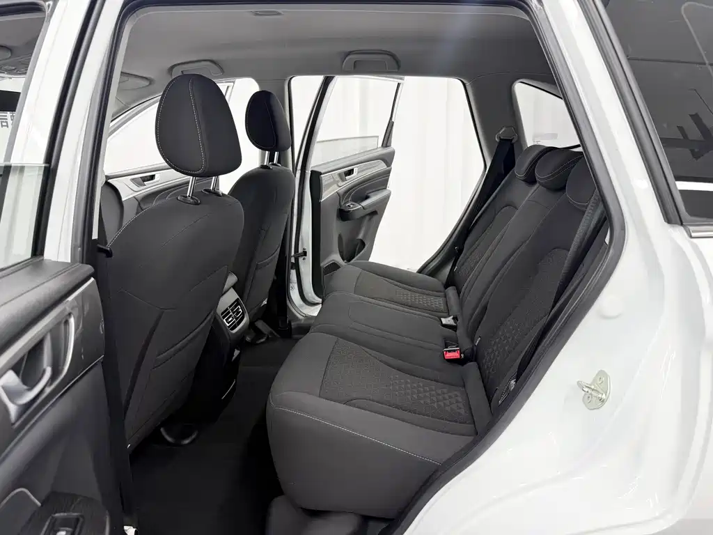 Haval M6 2021 — фото 10