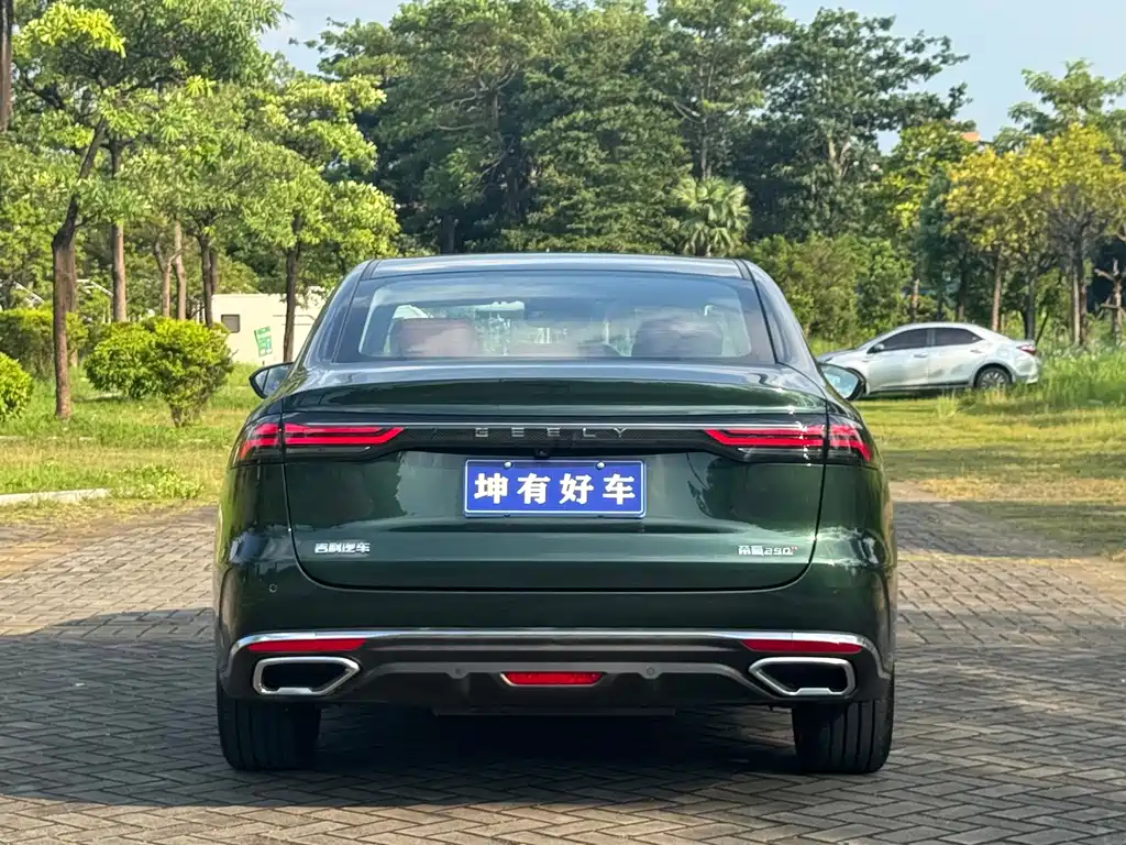 Geely Emgrand - фото 4