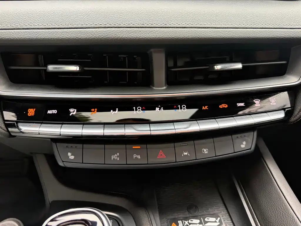 Cadillac CT5 — миниатюра 17